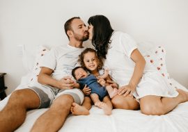 Sådan klarer du dig som forældre på et budget